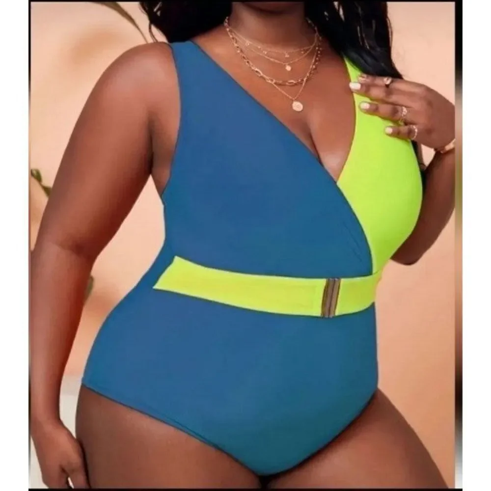 Plus Size Colorblock V Neck One Piece Swimsuit sz 0X